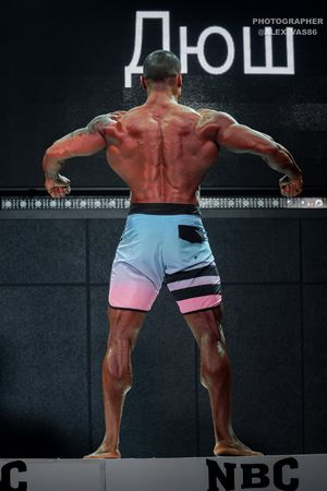 MEN'S PHYSIQUE